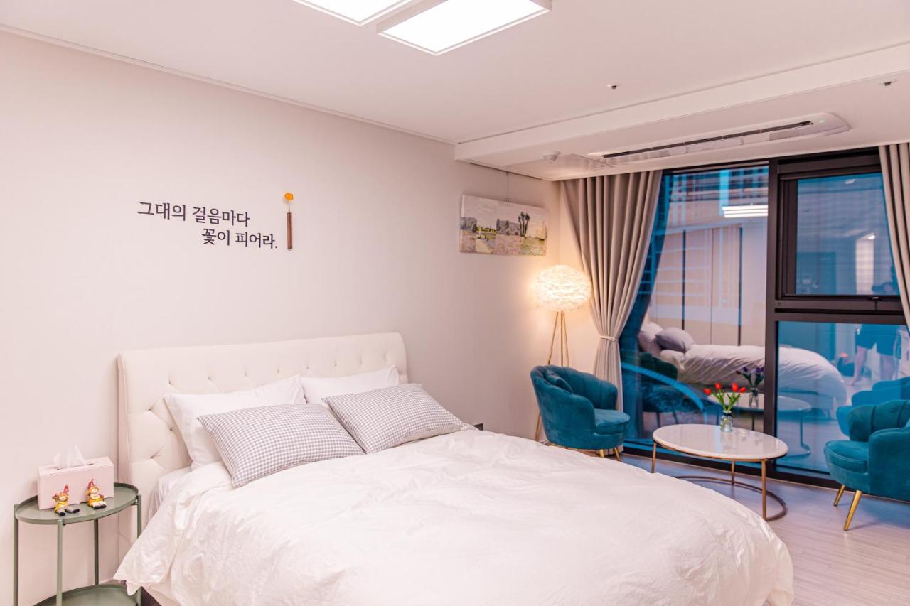 Lotte Castle Marina Apart otel Yeosu Dış mekan fotoğraf